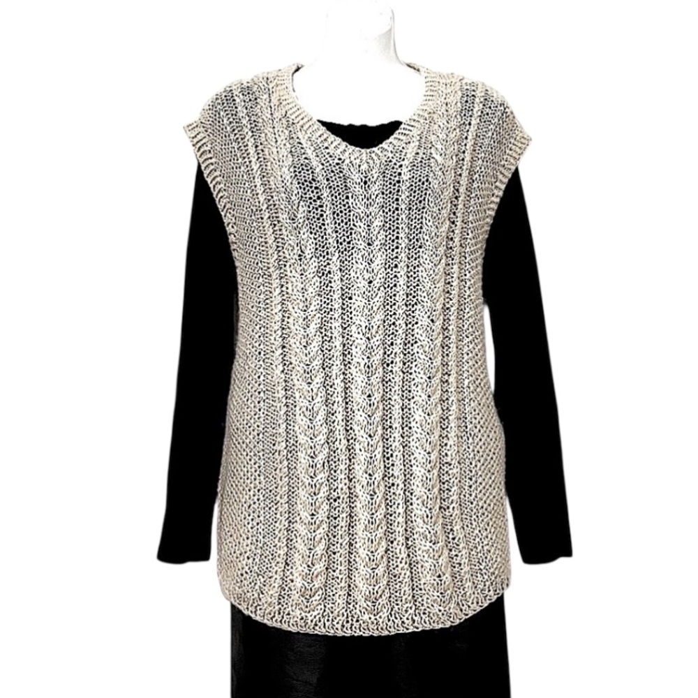 Vintage V-Neck Cable Loose Knit Beige Cream Off White Pullover Sweater Vest